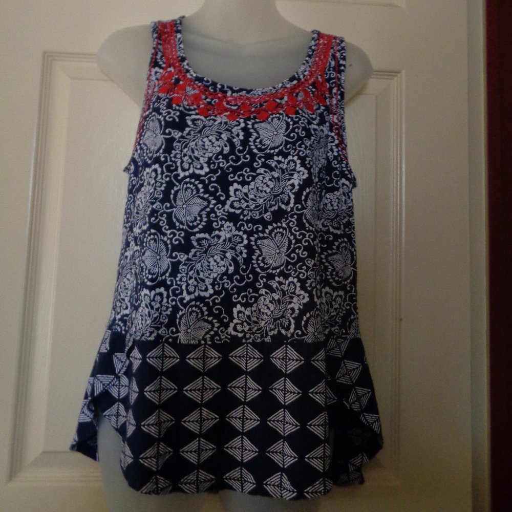 CUTE EMBROIDERED TRIM LUCKY BRAND TANK